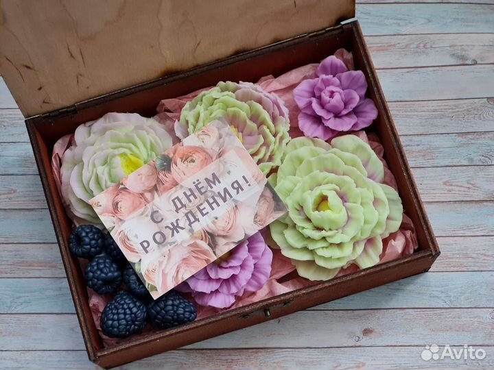 Подарочный набор из мыла. Шкатулка