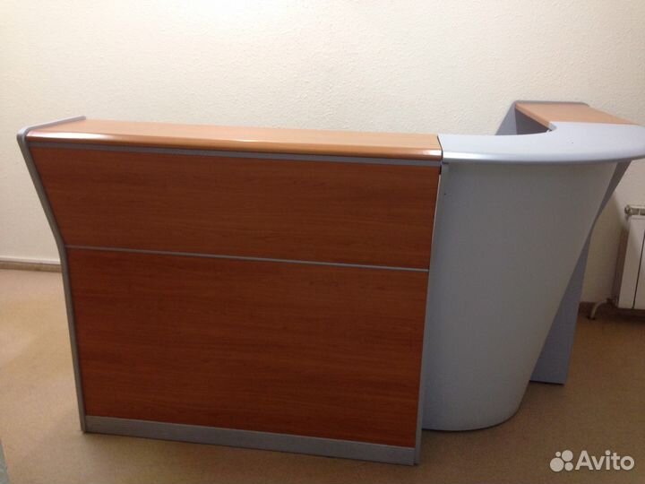 Стойка рецепции