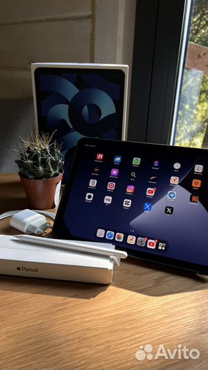iPad air 5 + Apple pencil 2 (торга нет)