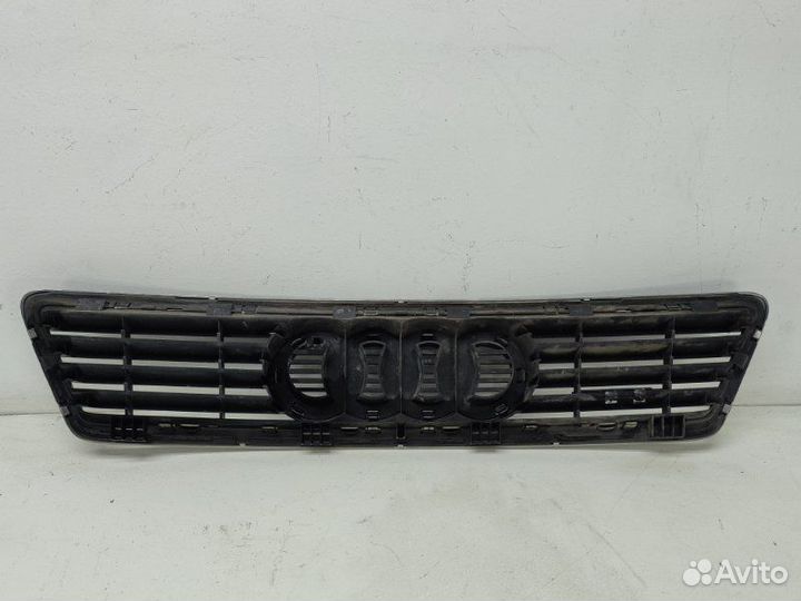 Решетка радиатора Audi A6 Allroad 4B 2000
