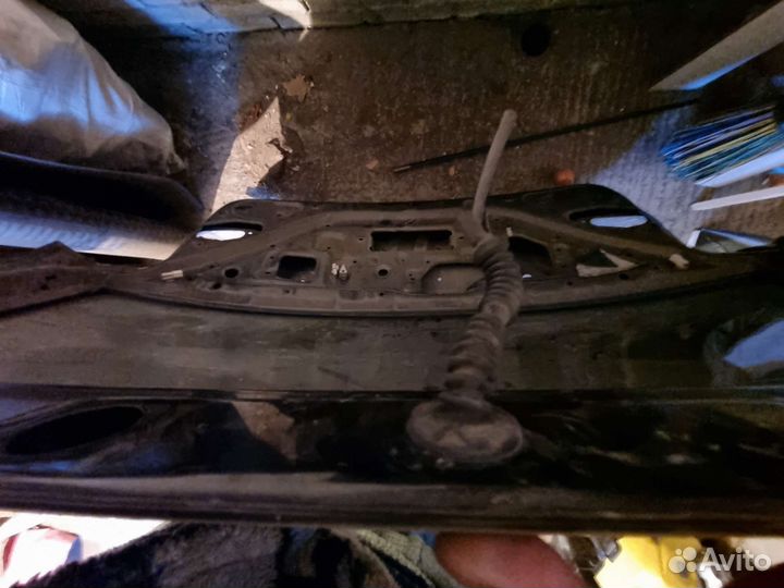 Дверь багажника lexus RX300