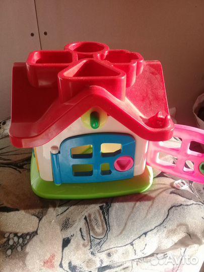 Бизиборд домик с ключами