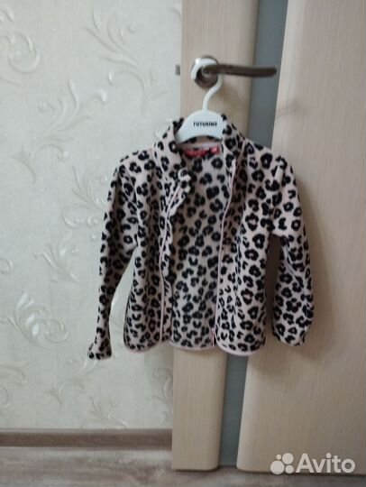 Кофта для девочки 110 р