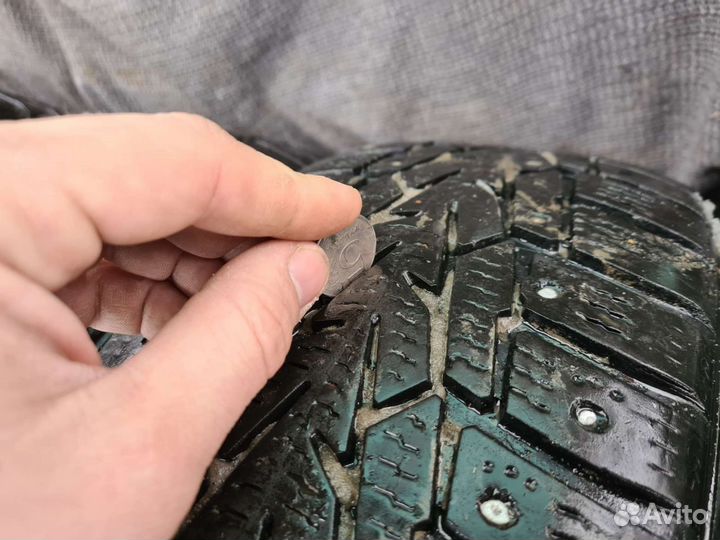 Nokian Tyres Hakkapeliitta 7 185/60 R15