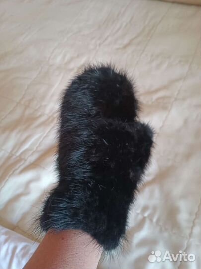 Меховые варежки из норки
