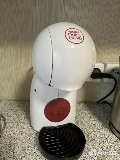 Кофеварка капсульная dolce gusto