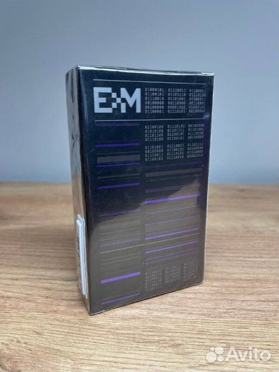 Escentric Molecules Escentric 01