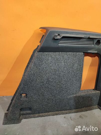 Обшивка багажника Volkswagen Tiguan 5N1