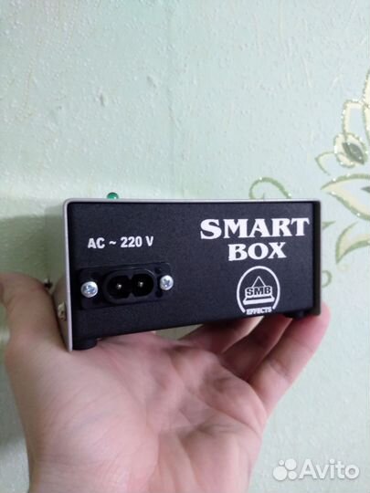 Блок питания для гитарных педалей SMB SMART Box