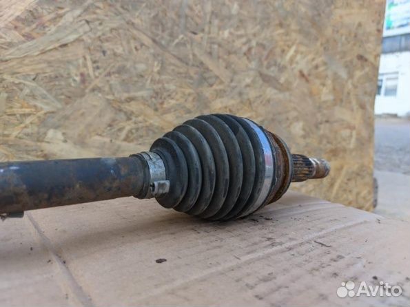 Привод задний полуось Toyota RAV-4 XA50