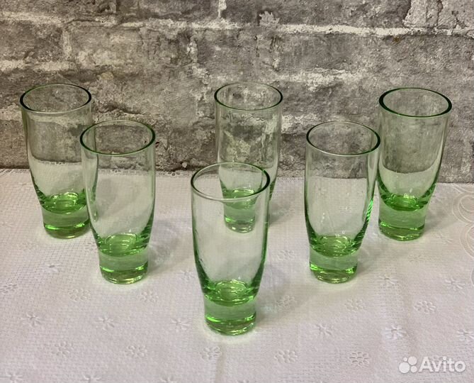 Стопки, рюмки, стаканы, фужеры