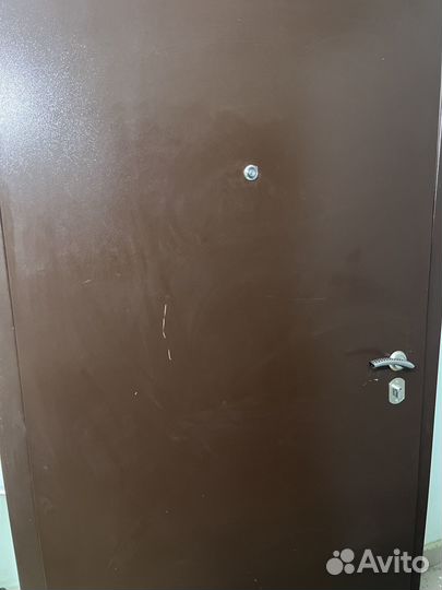 Металлическая дверь бу