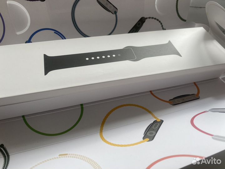 Коробка от Apple watch series 8