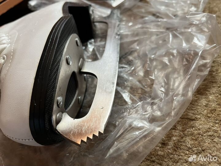 Коньки женские 39 Active