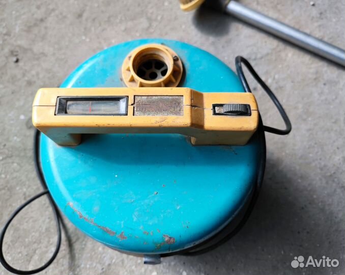 Пылесос вихревой Витязь-М пнв-600 СССР Рабочий