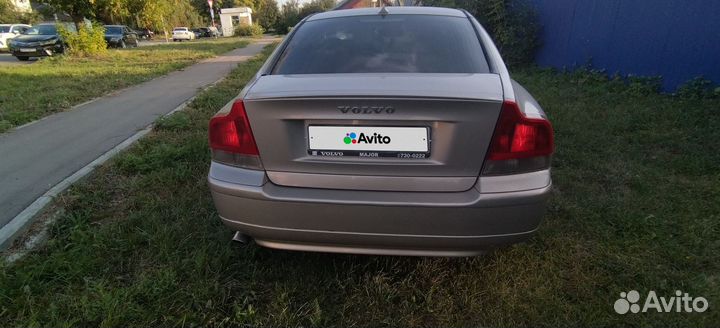 Volvo S60, 2004