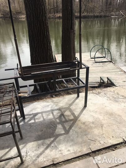 Теплая беседка,есть летние на берегу