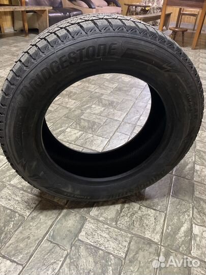 Bridgestone Blizzak DM-V3 225/60 R17