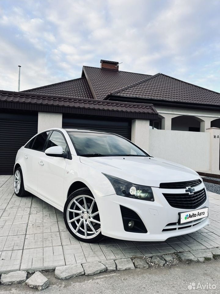 Chevrolet Cruze: фото владельца