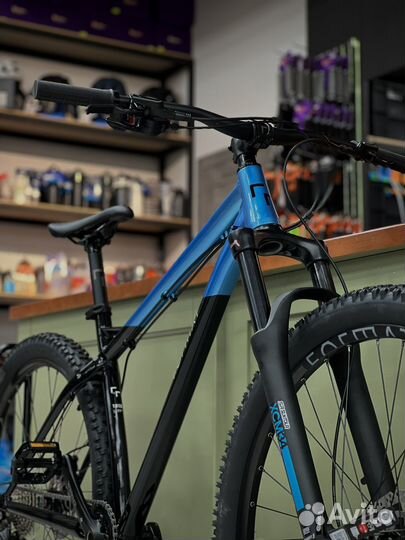 Полуфэтбайк Format 1313