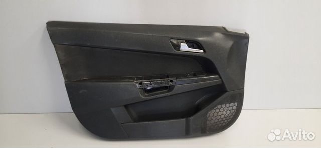 Обшивка двери передней левой Opel Astra H / Family