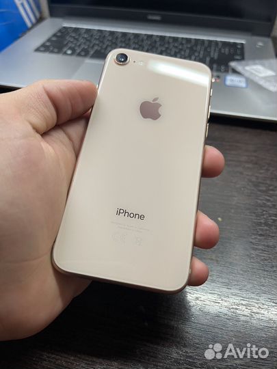 iPhone 8, 64 ГБ