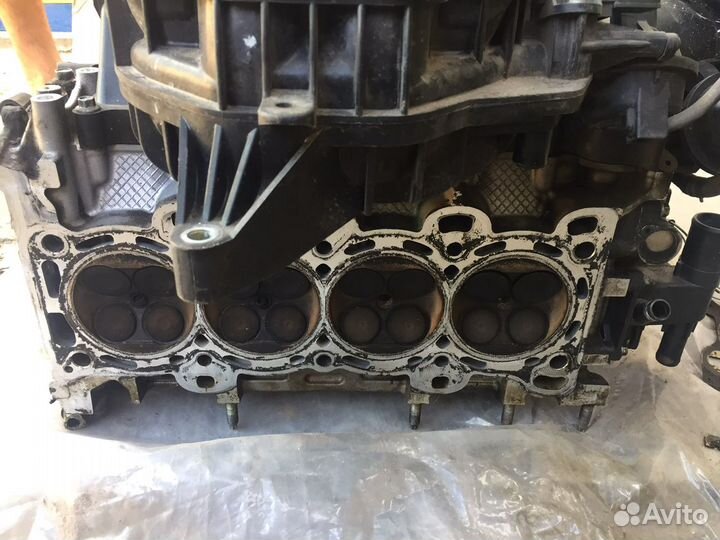 Головка двигателя mazda