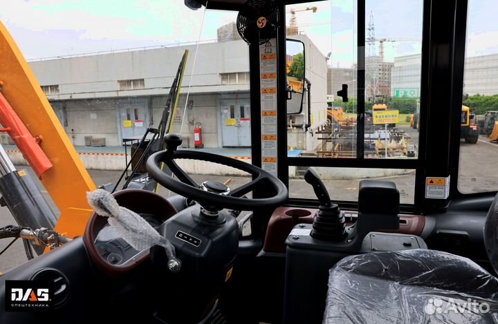 Фронтальный погрузчик Lonking CDM853N, 2023