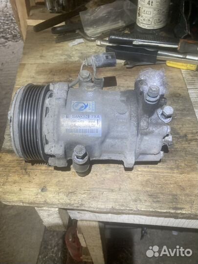 Компрессор кондиционера Фольксваген Поло