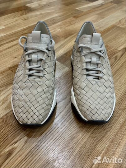 Кроссовки ручной работы Santoni