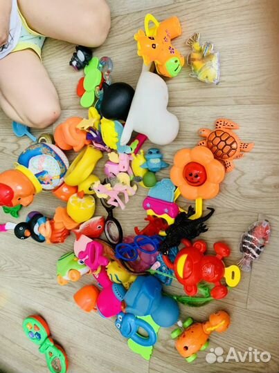 Игрушки для новорожденного