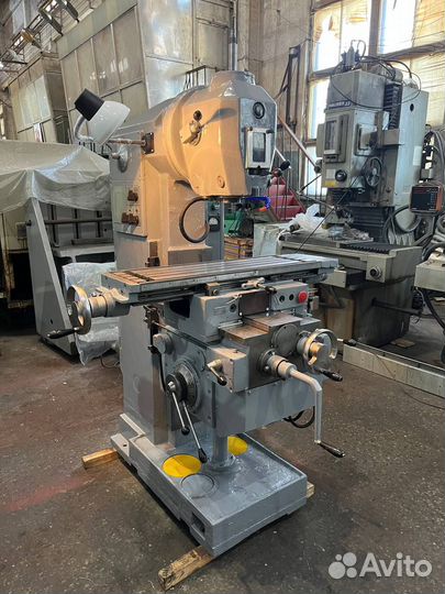 Станок вертикально-фрезерный вф-91