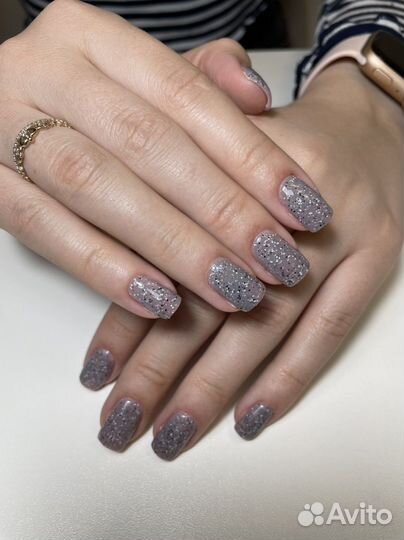 Маникюр с покрытием гель-лаком