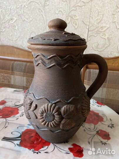 Глиняный кувшин