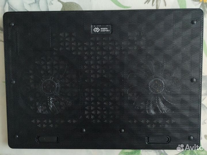 Подставка с охлаждением для ноутбука