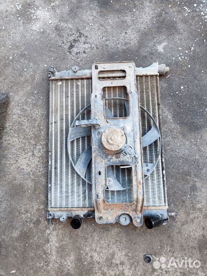 Радиатор основной рено клио 2, символ