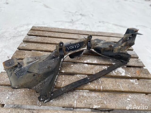 Подрамник передний Volvo S40 седан B4184S2 1.8