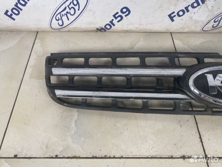 Решетка радиатора Kia Sportage KM 2006-2007