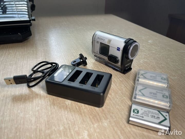 Экшен камера Sony HDR AS200V