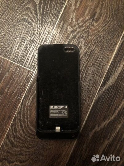 Зарядный чехол на iPhone 5, SE