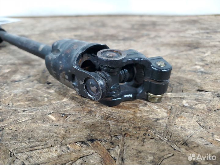 Рулевой карданчик в сборе Toyota Mark II GX100