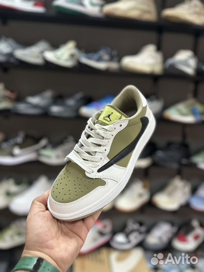 Nike travis scott olive