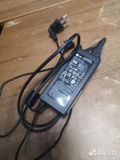 Блок питания к телевизору LG