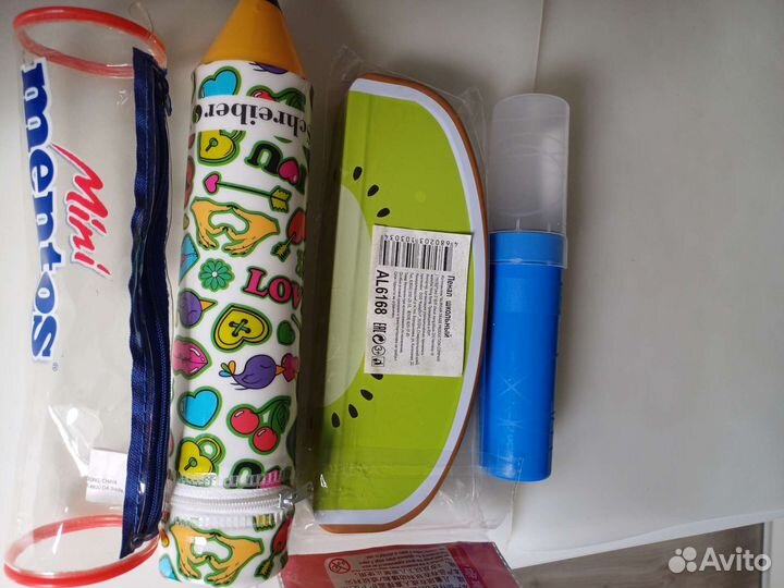 Пеналы mentos,kiwi