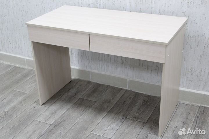 Стол письменный №4 (новый,от фабрики)