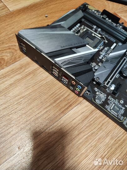 Материнская плата Gigabyte Z590 Gaming x