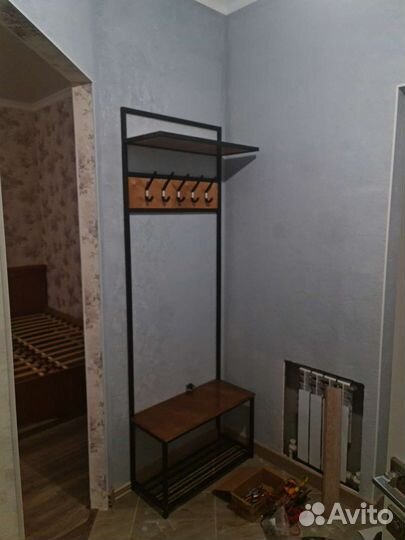 Вешалка с обувницей