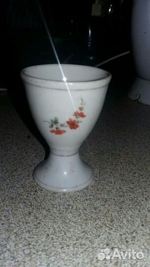 Подставка под яйцо