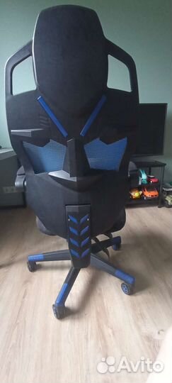 Компьютерное кресло Knight