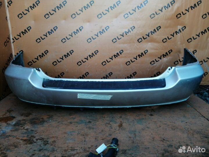 Бампер задний Toyota Kluger ACU20 2AZ-FE